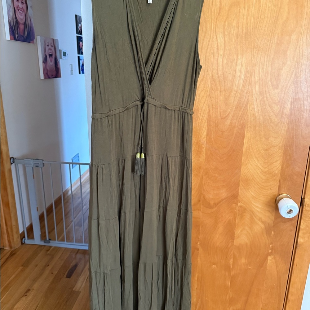 Sleeveless Olive Green Maxi Dress